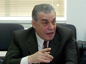 Ενίσχυση του ρόλου του Οργανισμού Εργατικής Εστίας προανήγγειλε ο Γ.Γιακουμάτος