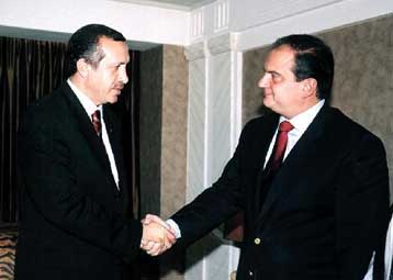 Τέσσερα μηνύματα Καραμανλή προς Ερντογάν εν όψει της συνάντησης στο Σαράγεβο