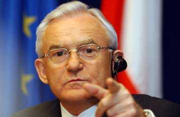 Και η Πολωνία φέρεται να «ζυγίζει» πιθανή στρατιωτική απόσυρση από το Ιράκ