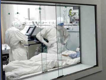 Έναν θάνατο από SARS και δύο επιβεβαιωμένα κρούσματα αναφέρει η Κίνα