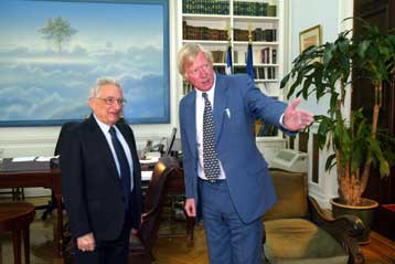 Δεν αμφισβητείται η ένταξη της Κύπρου στην ΕΕ, δήλωσε ο Βρετανός πρεσβευτής στην Αθήνα