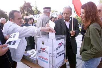 Χωρίς προβλήματα η διεξαγωγή των κρίσιμων δημοψηφισμάτων στην Κύπρο