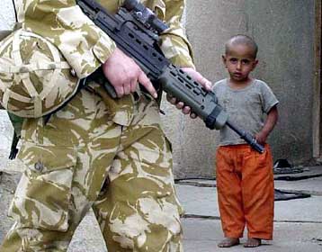 Επιθέσεις στο Ιράκ με 18 Ιρακινούς και πέντε Αμερικανούς νεκρούς