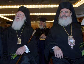 Κρίσιμη ημέρα η Δευτέρα για τις σχέσεις Εκκλησίας της Ελλάδος και Πατριαρχείου