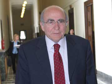 Αμεση ένταξη περιοχών στο σχέδιο πόλης προωθεί το ΥΠΕΧΩΔΕ