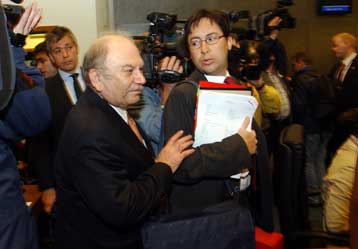 Οι Τουρκοκύπριοι να ανταμειφθούν για το «ναι», δηλώνουν υπουργοί Εξωτερικών της ΕΕ