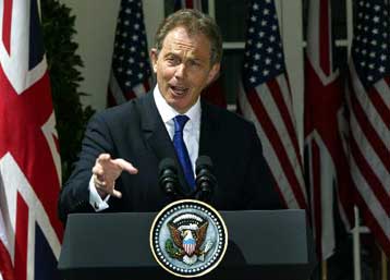 Σφοδρή καταδίκη της πολιτικής Μπλερ στη Μ.Ανατολή από «κύμα» Βρετανών διπλωματών