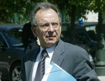 Κόντρα μεταξύ Δ.Σιούφα και Α.Ανδριανόπουλου στη Βουλή για τα καύσιμα