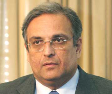 Υπό ανάκληση οι άδειες λειτουργίας 13 ΠΑΕ και 14 ΚΑΕ, λέει το υπουργείο Ανάπτυξης