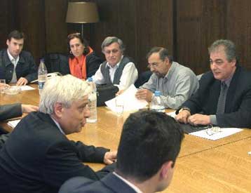 Σε απεργία την Τετάρτη οι συμβασιούχοι Ιδιωτικού Δικαίου στο Δημόσιο