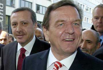 Νέο μήνυμα στήριξης της τουρκικής ένταξης στην ΕΕ από τον Γερμανό καγκελάριο