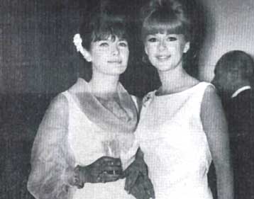 Τζένη Καρέζη και Αλίκη Βουγιουκλάκη «έσμιξαν» ξανά στο Θεατρικό Μουσείο