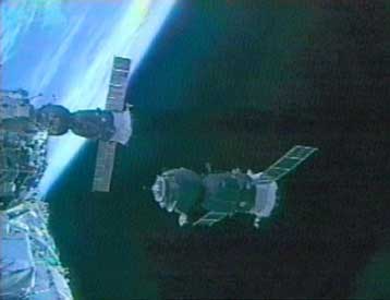 Διαρροή σε σκάφος Soyuz «δεν θα επηρεάσει το ταξίδι από τον Διεθνή Διαστημικό Σταθμό»