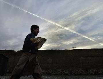 Τα καυσαέρια των τζετ προκαλούν κλιματικές αλλαγές, επιβεβαιώνει ερευνητής της NASA