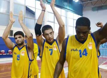 Κινδυνεύει με πτώχευση το Περιστέρι, έτοιμοι να φύγουν Παπαμακάριος και Πελεκάνος