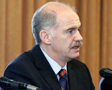 Επίθεση από τον Γ.Παπανδρέου σε τρία κυβερνητικά μέτωπα