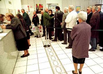 Οικογενειακό επίδομα στους συνταξιούχους ΙΚΑ και ΔΕΚΟ της περιόδου 1983-1989