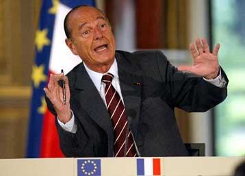 Ευρωπαϊκή προοπτική αλλά …μακροπρόθεσμα δίνει στην Τουρκία ο Γάλλος πρόεδρος