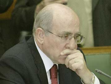 Αλλαγές στο καθεστώς ανάθεσης και εκπόνησης μελετών έργων του Δημοσίου