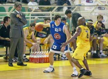 Αισιοδοξεί για την πρώτη θέση το Μαρούσι μετά το 77-72 επί του Ηρακλή