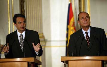 Υπέρ της συνεργασίας για την επίλυση των διαφορών στην ΕΕ τάσσονται Σιράκ και Θαπατέρο