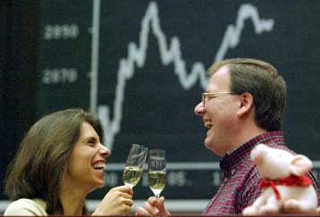 Στο υψηλότερο επίπεδο από τα μέσα του 2001 η οικονομική εμπιστοσύνη στην ευρωζώνη