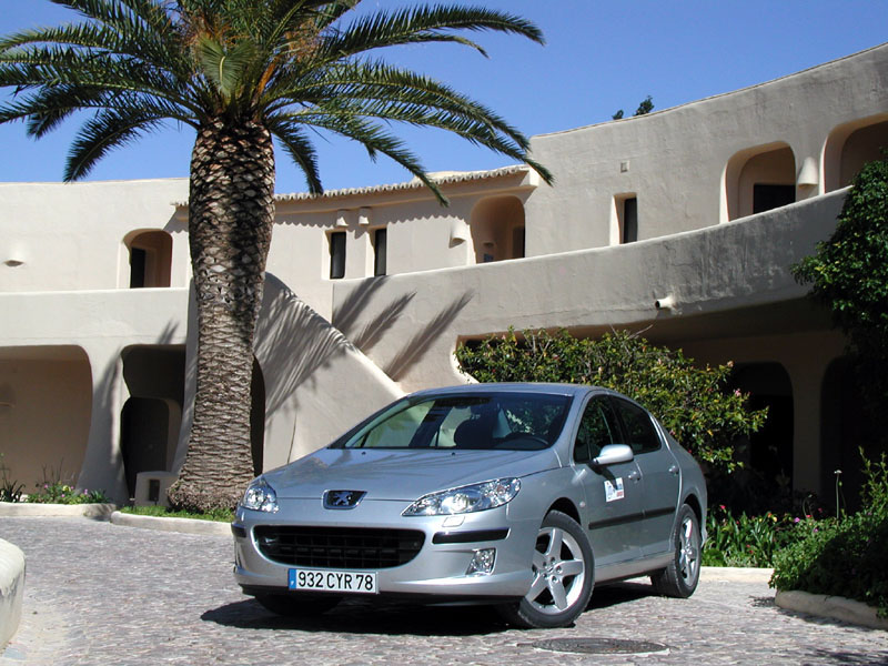 Οι τιμές πώλησης και οι εκδόσεις εξοπλισμού του Peugeot 407