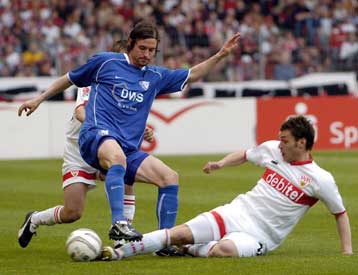 Η Στουτγκάρδη «έχασε» την Μπάγερν, η Μπόχουμ «πιάνει» την Ντόρτμουντ