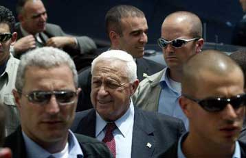 «Όχι» στο σχέδιο Σαρόν για αποχώρηση από τη Γάζα ψήφισαν τα μέλη του Λικούντ