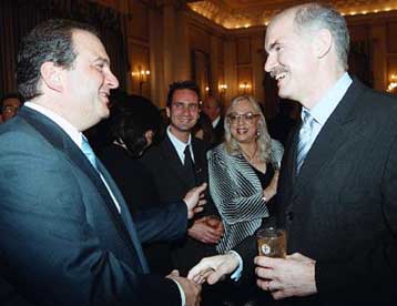 Δεξίωση για τους πρέσβεις των χωρών της διερυμένης ΕΕ παρέθεσε ο Κ.Στεφανόπουλος