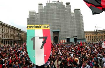 Το πρώτο πρωτάθλημα του Αντσελότι και η εμμονή του Τραπατόνι για τον Μαλντίνι