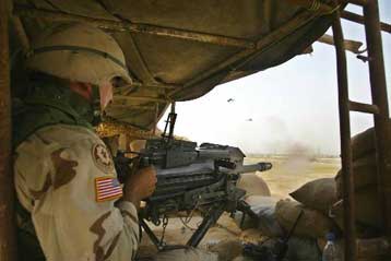 Αιματηρές συγκρούσεις Αμερικανών με υποστηρικτές του Αλ Σαντρ στη σιιτική Νατζάφ