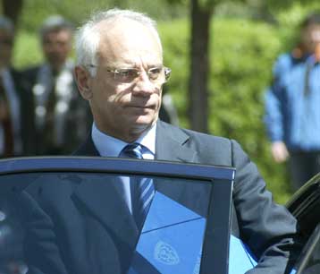 Στο μικροσκόπιο της κυβερνητικής επιτροπής η διαφάνεια στις Ένοπλες Δυνάμεις