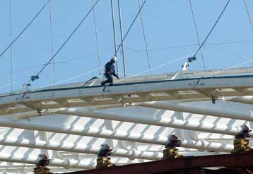 Την Παρασκευή -εκτός απροόπτου- η ολίσθηση του στεγάστρου Καλατράβα