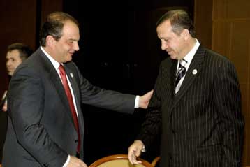 Η περιοδεία Ερντογάν θα ενισχύσει τις διμερείς σχέσεις, εκτιμά το υπουργείο Εξωτερικών