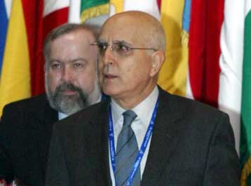 Τη στήριξη του ευρωπαϊκού κοινωνικού μοντέλου ζήτησε από το Στρασβούργο ο Στ.Δήμας