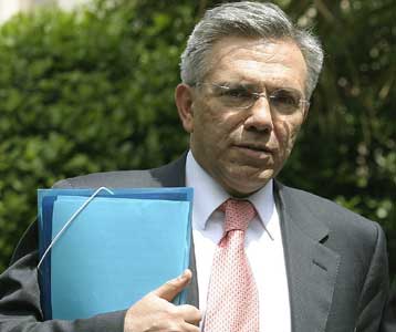 Τον προσεχή Δεκέμβριο κρίνεται η «δεύτερη ευκαιρία» της Κύπρου, εκτιμά ο Γ.Βαληνάκης