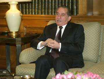 Διαμαρτυρία της Λευκωσίας για την προσφώνηση του Ταλάτ ως πρωθυπουργού από τον Πάουελ