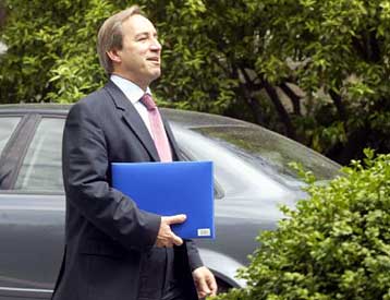 Συστάθηκαν οι επιτροπές αναμόρφωσης φορολογικού συστήματος και αναπτυξιακού νόμου