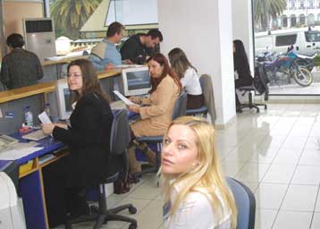 Μισθολόγιο κατά κλάδο δημοσίων υπαλλήλων προωθεί το υπουργείο Εσωτερικών