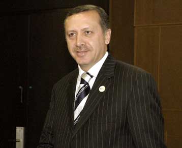 Συνεργασία παντού προτείνει ο Ταγίπ Ερντογάν – Αιχμηρός έναντι των Ελληνοκυπρίων