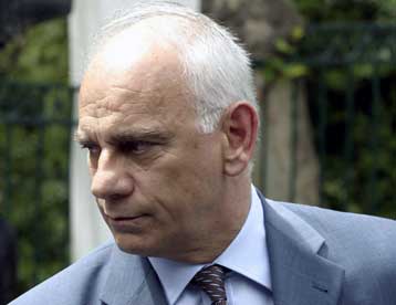 Για πολιτικές ευθύνες στα εξοπλιστικά προγράμματα μιλά ο Σπήλιος Σπηλιωτόπουλος