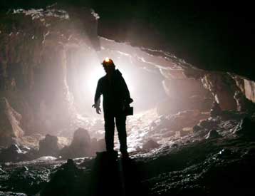 Ορισμένα σπήλαια δημιουργήθηκαν από… βακτήρια