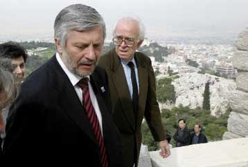 Στην αντεπίθεση ο Πέτρος Τατούλης για το ζήτημα του μουσείου της Ακρόπολης