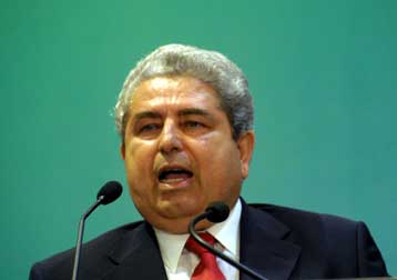 Στην Αθήνα ο Δήμητρης Χριστόφιας για συνομιλίες με τον Κ.Καραμανλή