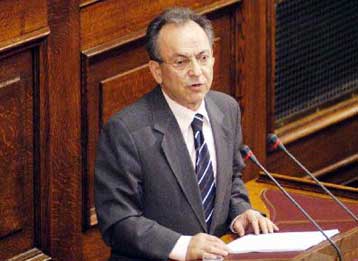 «Όχι» στην επιβολή πλαφόν στα καύσιμα, λέει η κυβέρνηση – Αναθεωρούνται οι έλεγχοι