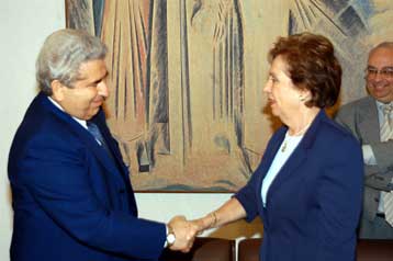 Συναντήσεις με τη νυν και τον πρώην Πρόεδρο της Βουλής είχε ο Δημήτρης Χριστόφιας