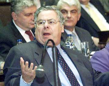 Διαξιφισμοί Μ.Έβερτ – Γ.Παπανδρέου για την υπόθεση του Χρηματιστηρίου