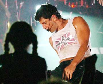 Με τον τίτλο του φαβορί ο Σάκης Ρουβάς την Τετάρτη στον ημιτελικό της Eurovision