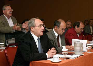 Στους συμμάχους του ΣΥΝ η απόφαση για τον επικεφαλής του ευρωψηφοδελτίου